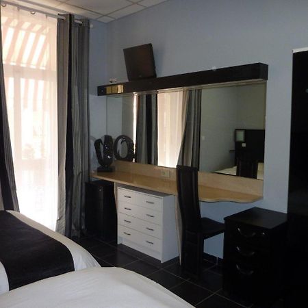 Hotel Villa Boeri Beausoleil Eksteriør billede